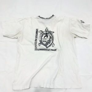 ♻️Vintage island inspired tshirt